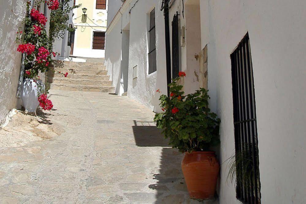 Tugasa Hotel Y Apartamentos Rurales La Posada Villaluenga Del Rosario Exterior photo